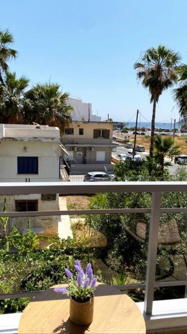 Sea Through Apartment Anavissos Anavyssos Bagian luar foto